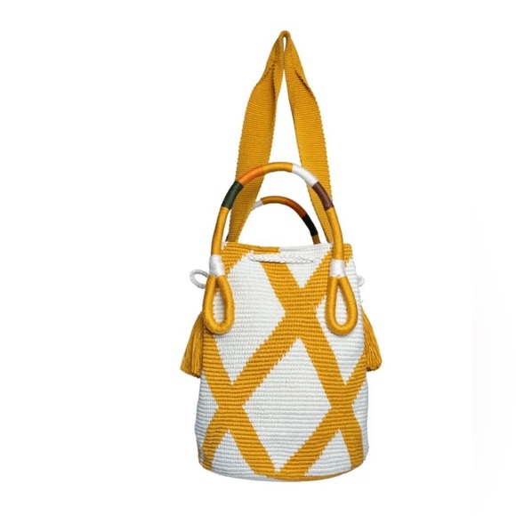 Arte & Tejido Yellow and White Woven Tote - Picture 1 of 4